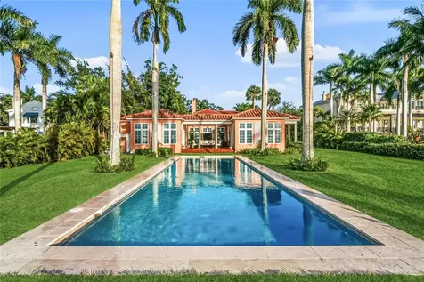 4511 Bay Shore Road Sarasota FL 34234