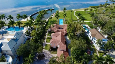 4511 Bay Shore Road Sarasota FL 34234