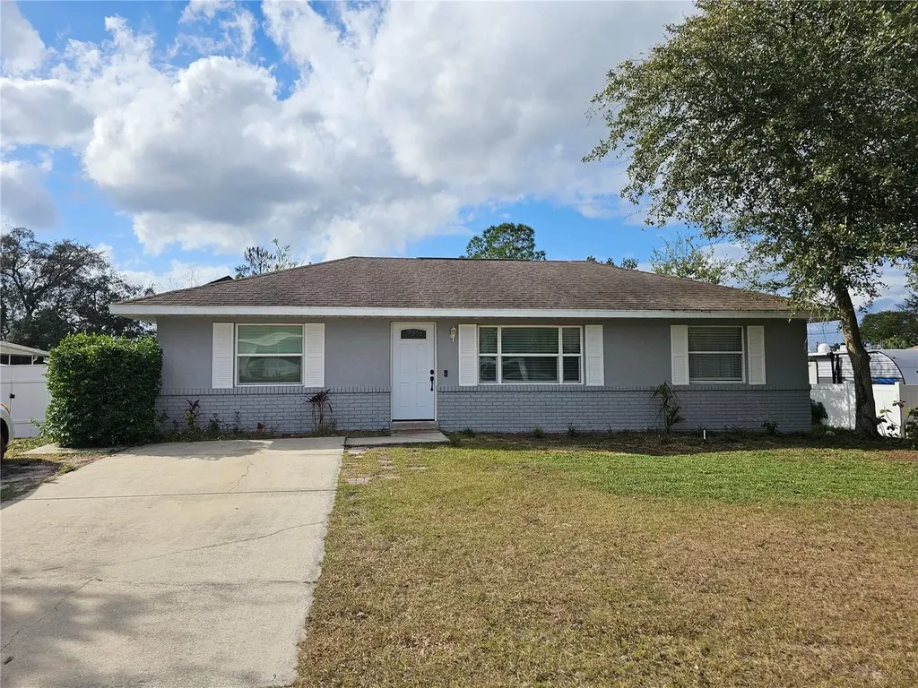2226 Evangelina Avenue Deltona FL 32725