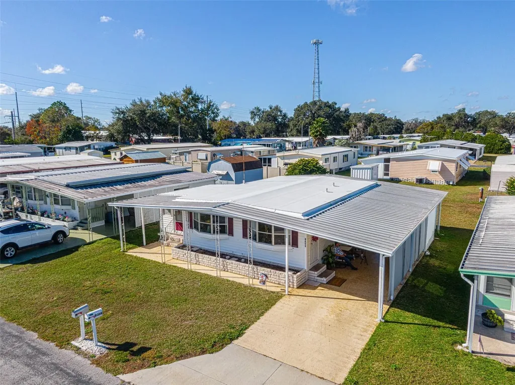 4603 Newcomb Avenue Zephyrhills FL 33541