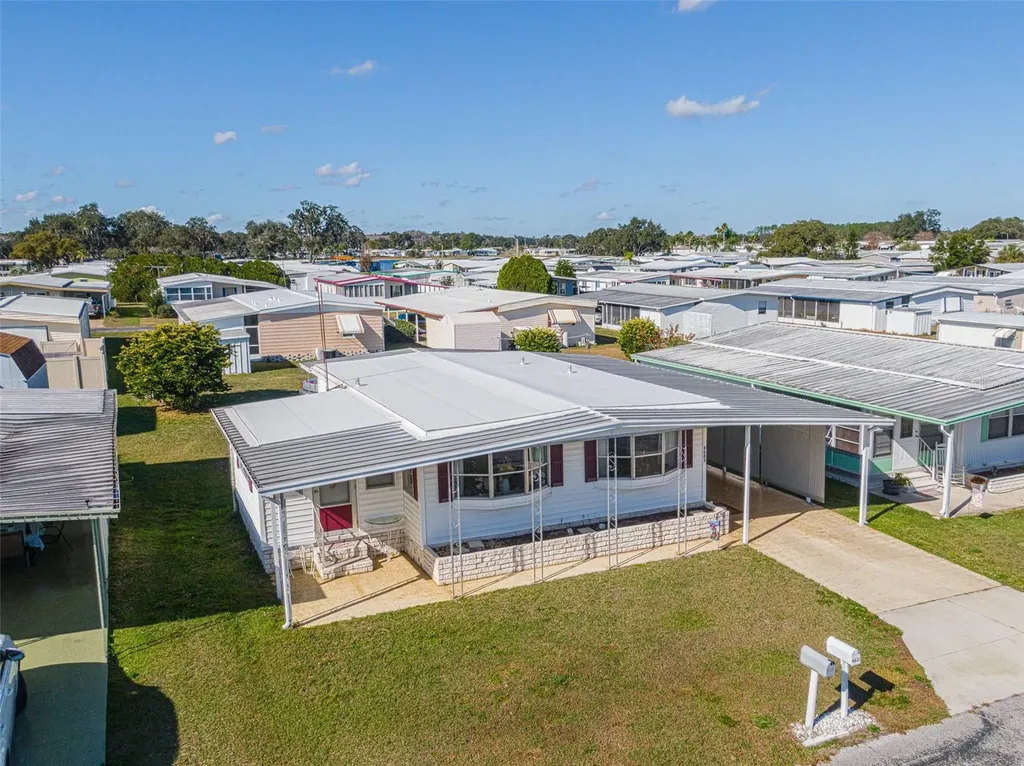 4603 Newcomb Avenue Zephyrhills FL 33541