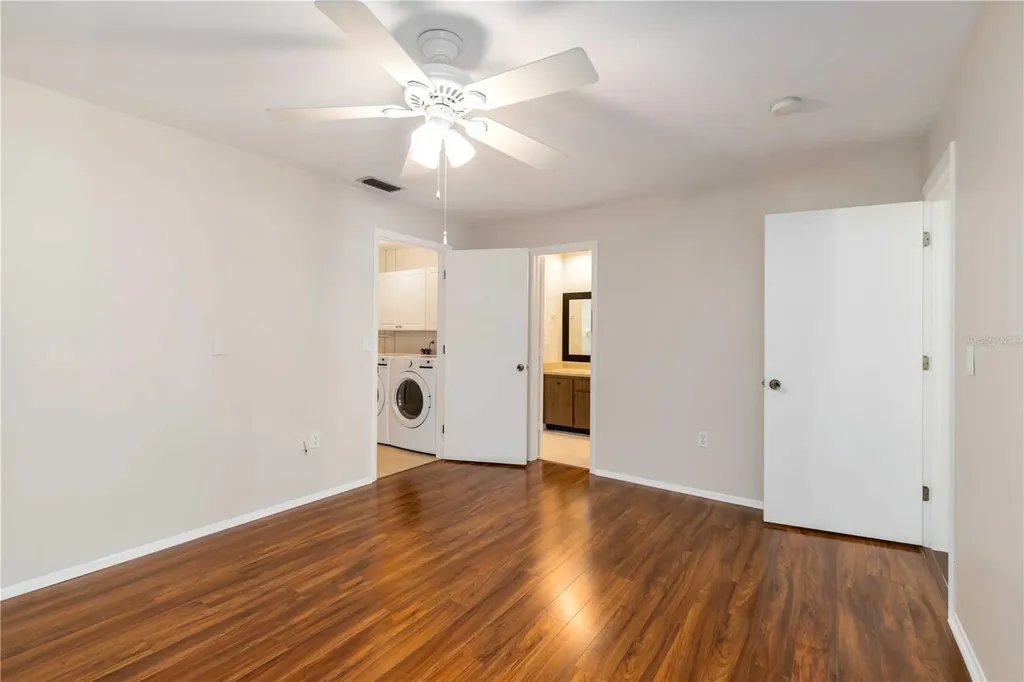 2705 Amanda Drive Sarasota FL 34232
