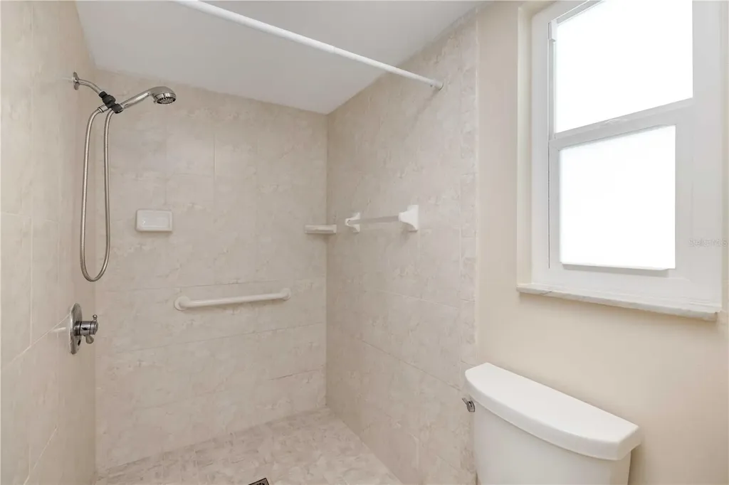 2705 Amanda Drive Sarasota FL 34232