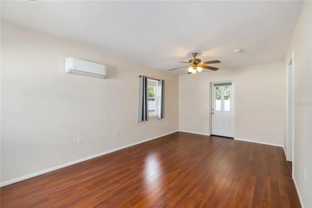 2705 Amanda Drive Sarasota FL 34232