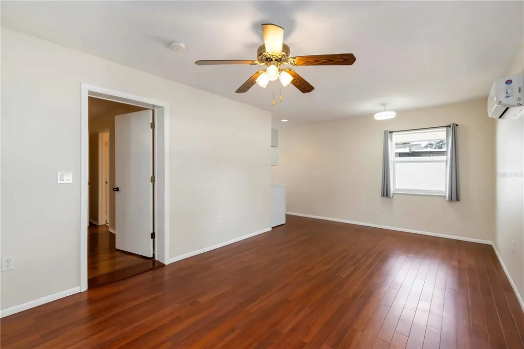 2705 Amanda Drive Sarasota FL 34232