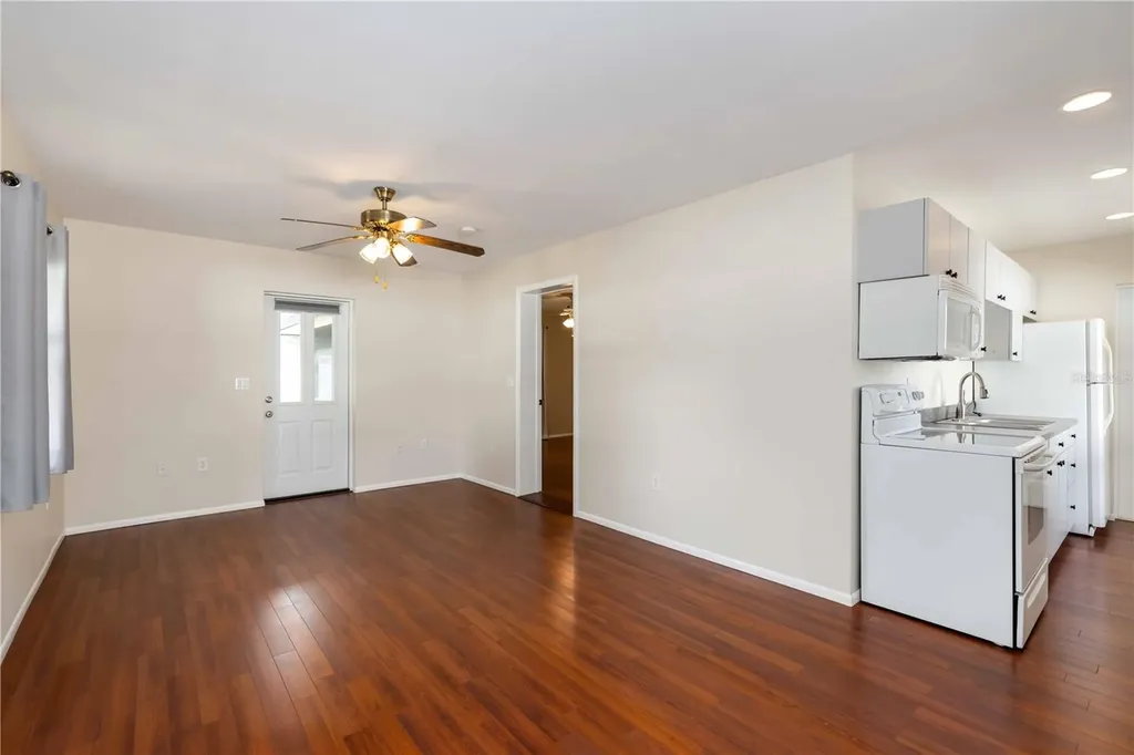 2705 Amanda Drive Sarasota FL 34232