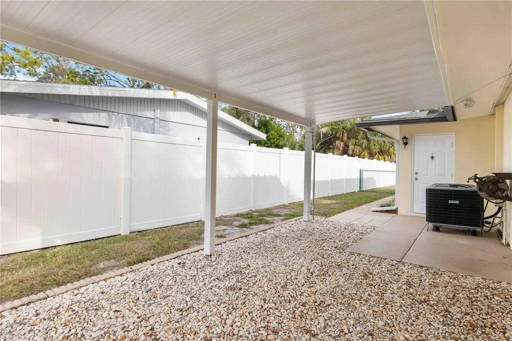 2705 Amanda Drive Sarasota FL 34232