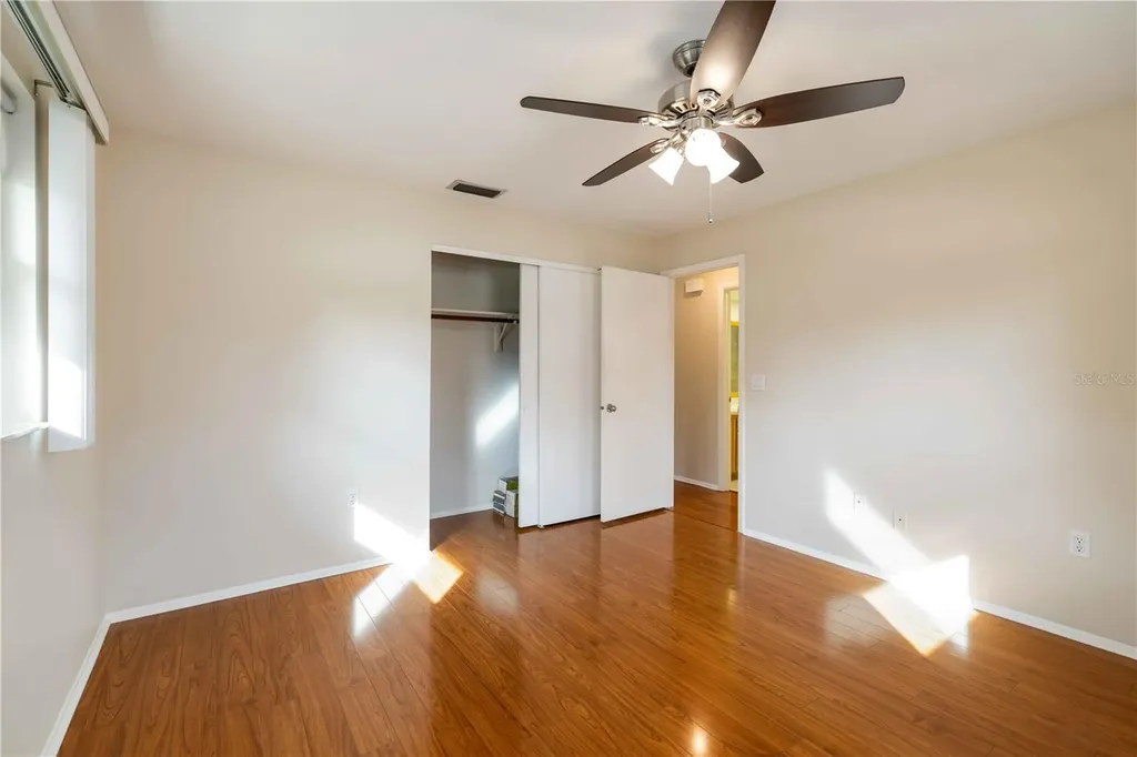 2705 Amanda Drive Sarasota FL 34232