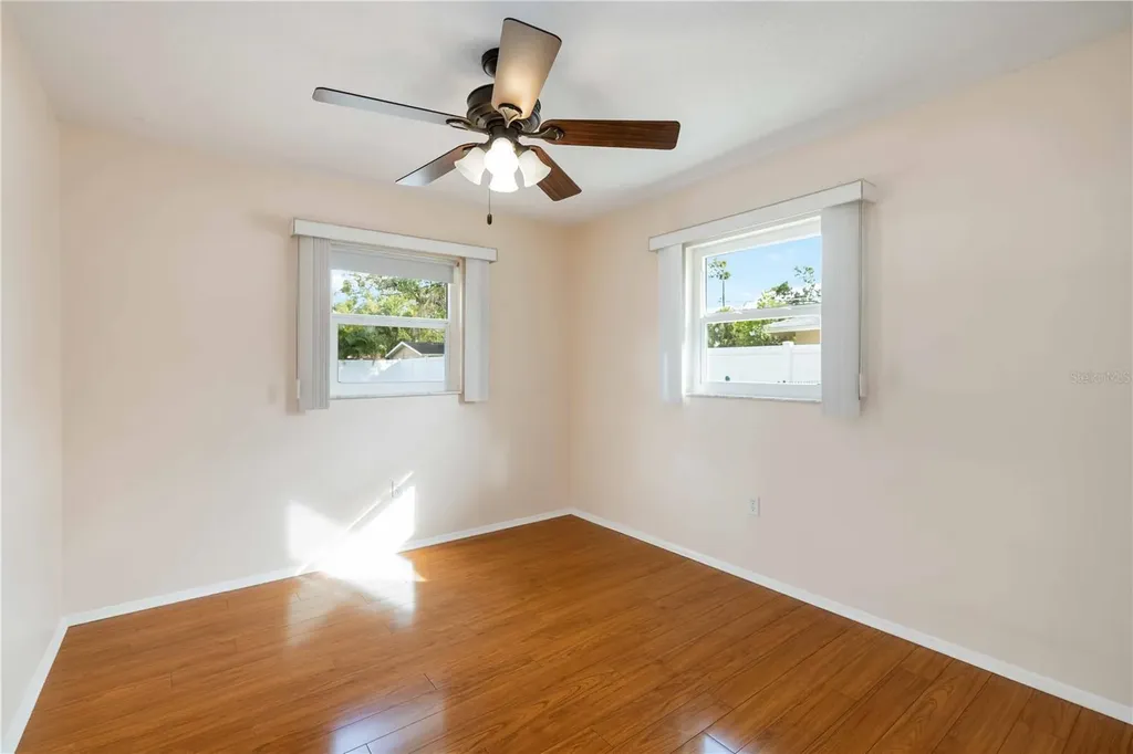 2705 Amanda Drive Sarasota FL 34232