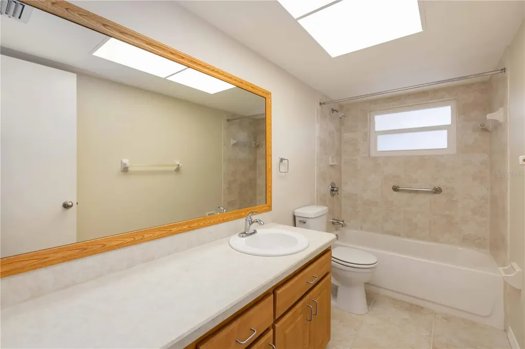 2705 Amanda Drive Sarasota FL 34232