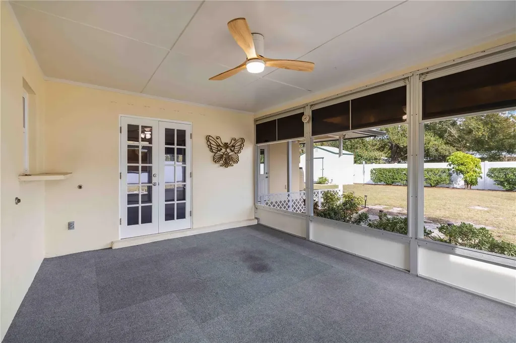 2705 Amanda Drive Sarasota FL 34232