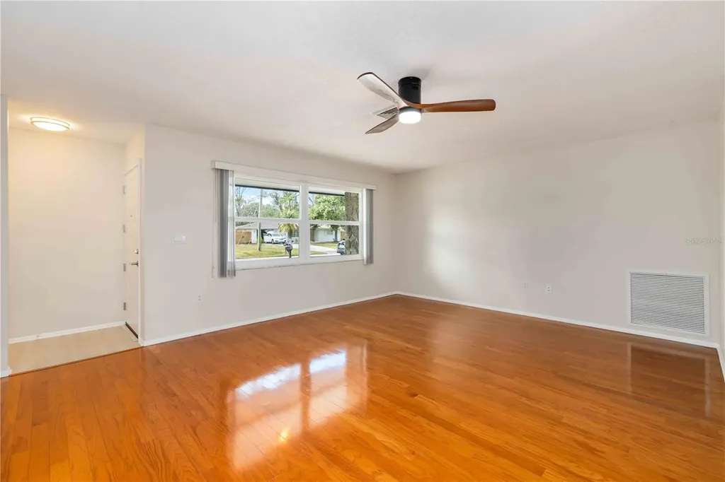 2705 Amanda Drive Sarasota FL 34232