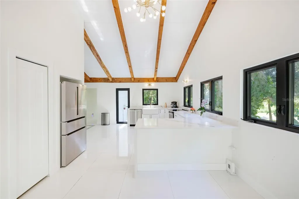 19481/483 S River Road Alva FL 33920