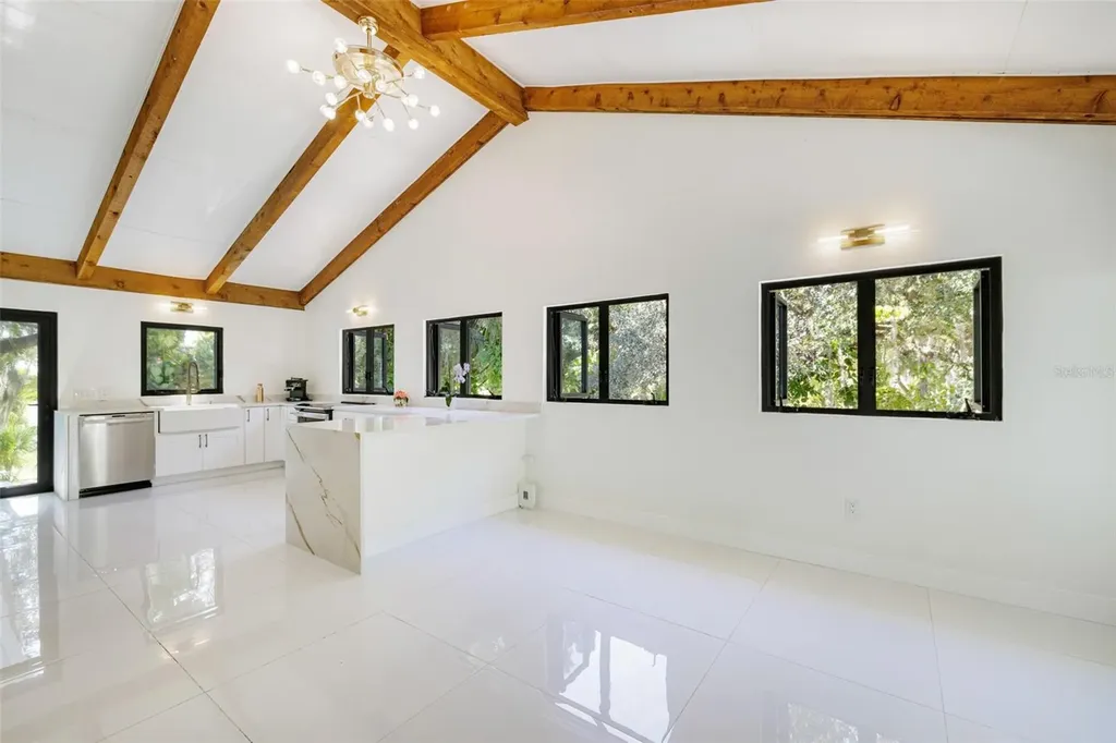 19481/483 S River Road Alva FL 33920