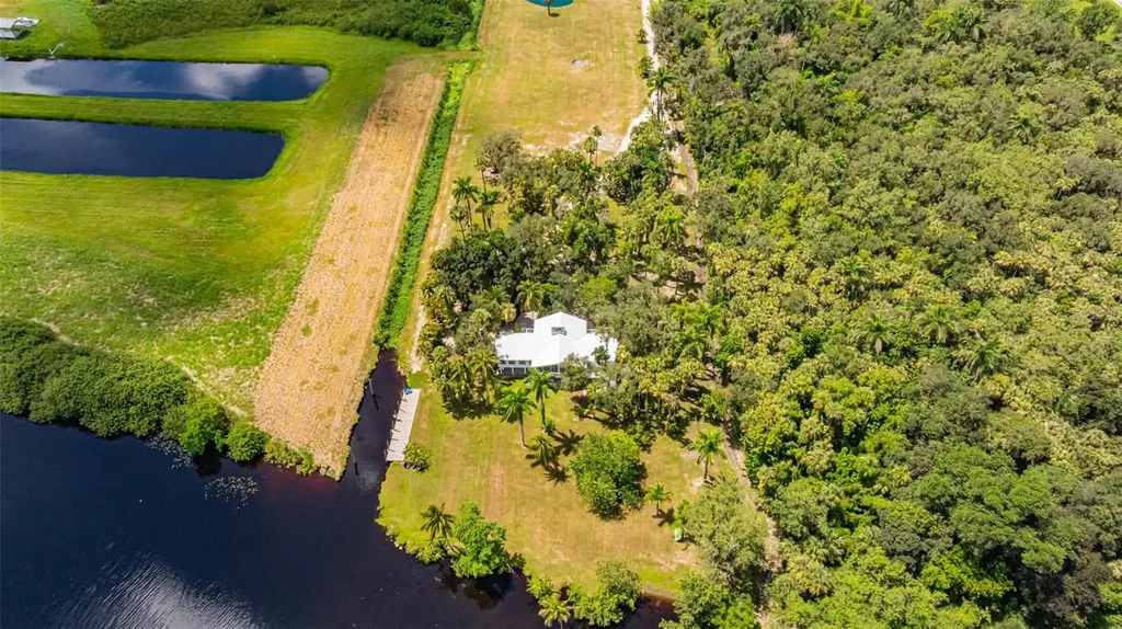 19481/483 S River Road Alva FL 33920