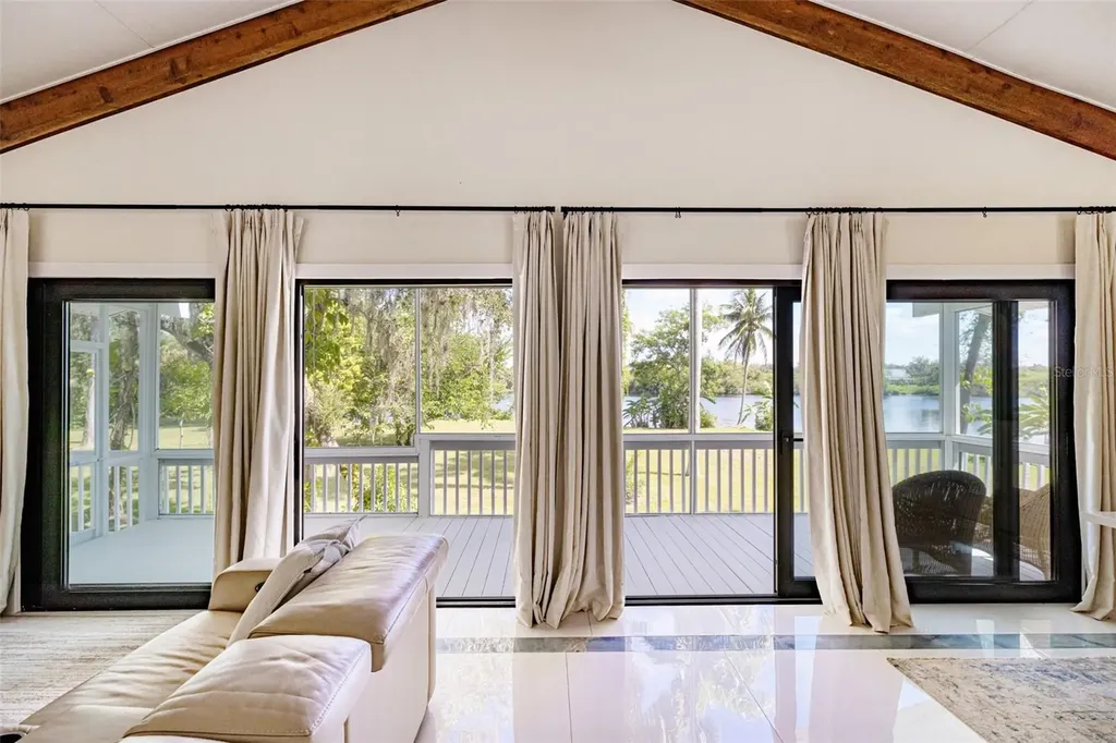 19481/483 S River Road Alva FL 33920