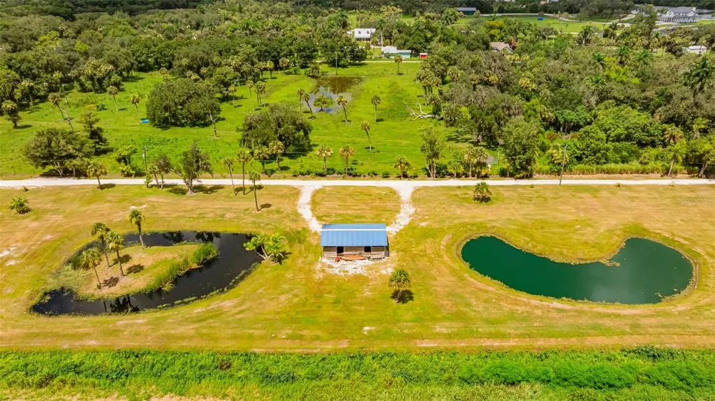 19481/483 S River Road Alva FL 33920