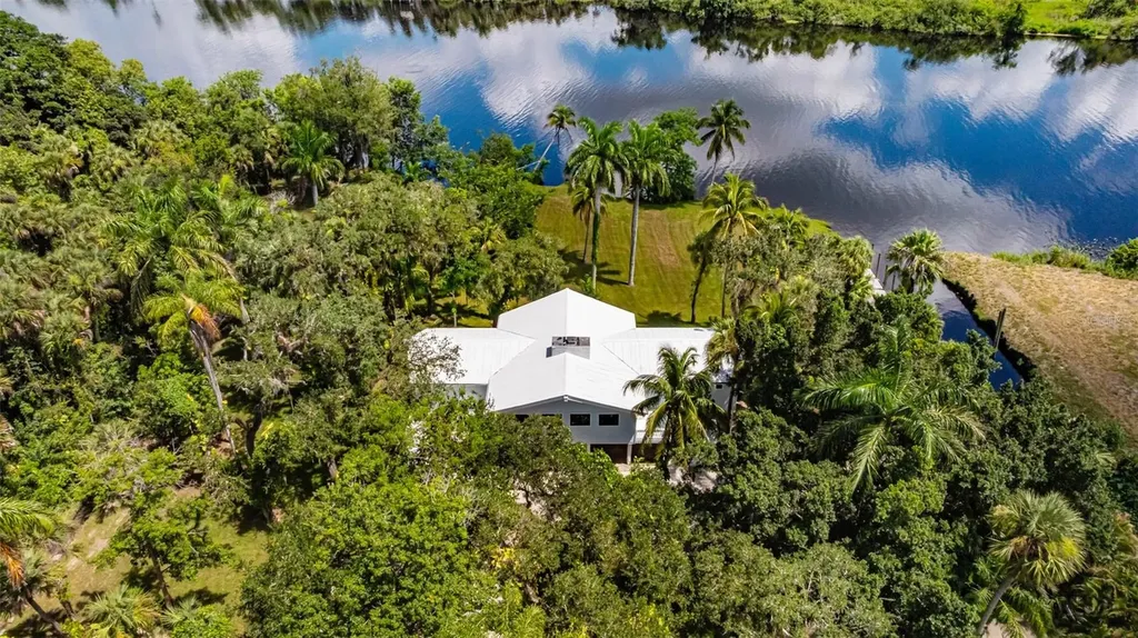 19481/483 S River Road Alva FL 33920