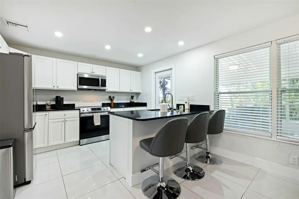 19481/483 S River Road Alva FL 33920