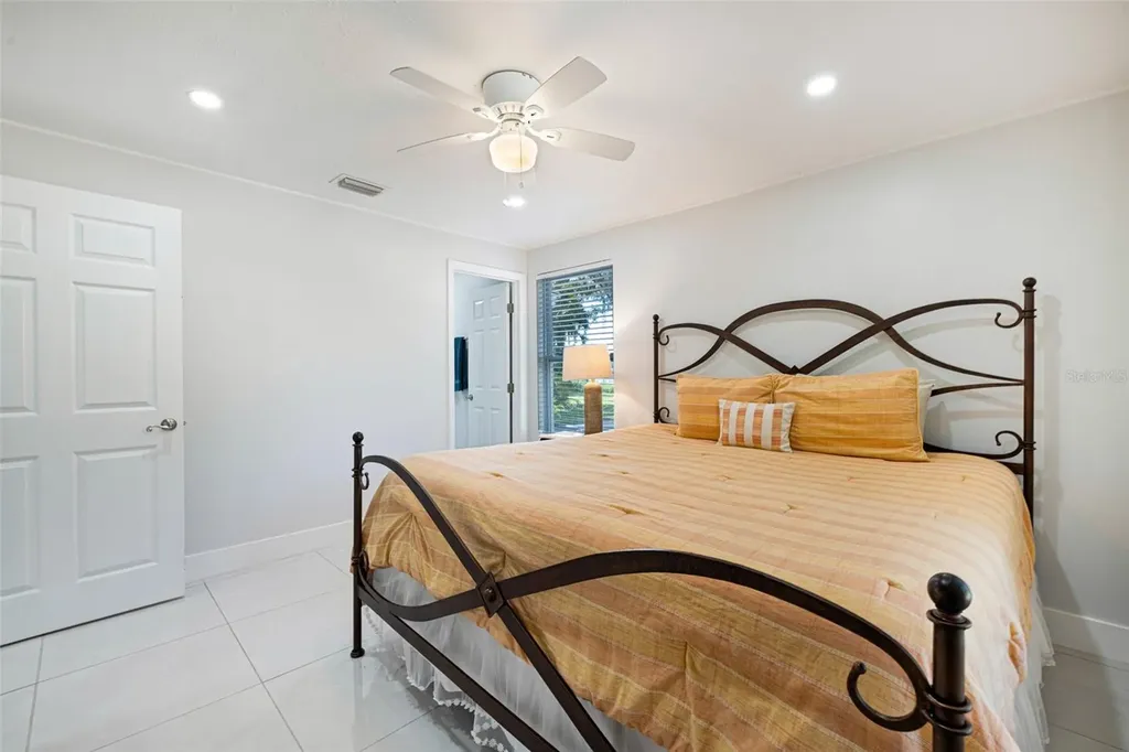 19481/483 S River Road Alva FL 33920