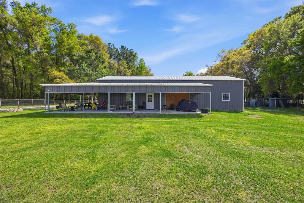 3660 W Highway 329 Reddick FL 32686