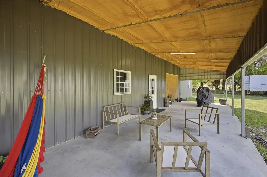 3660 W Highway 329 Reddick FL 32686