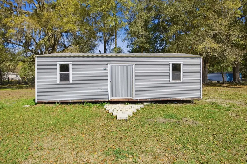 3660 W Highway 329 Reddick FL 32686
