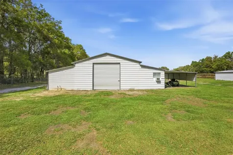 3660 W Highway 329 Reddick FL 32686