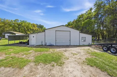 3660 W Highway 329 Reddick FL 32686