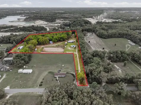 3660 W Highway 329 Reddick FL 32686