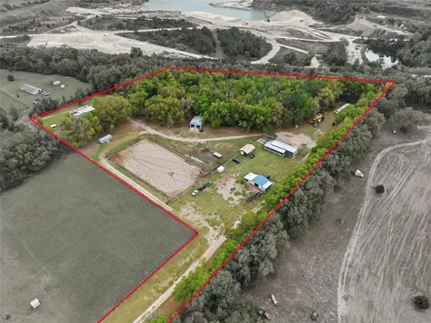 3660 W Highway 329 Reddick FL 32686