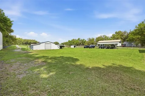 3660 W Highway 329 Reddick FL 32686