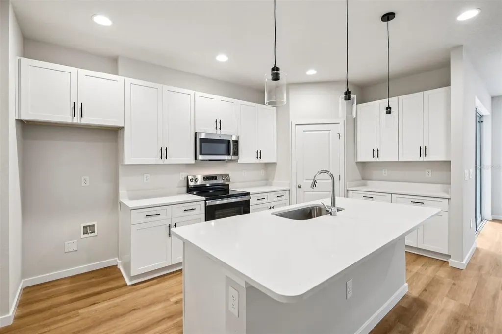 536 E Beresford Avenue Deland FL 32724