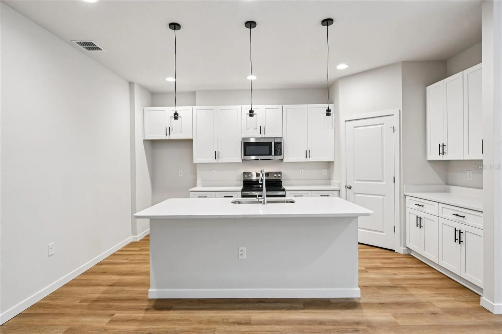536 E Beresford Avenue Deland FL 32724