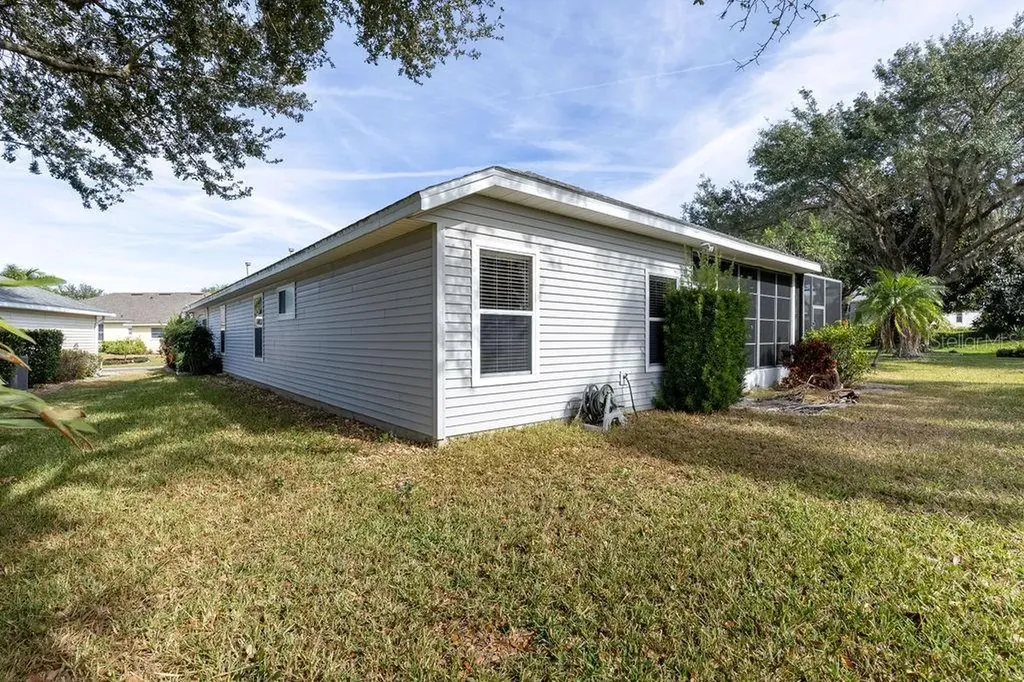 6002 Sailboat Avenue Tavares FL 32778