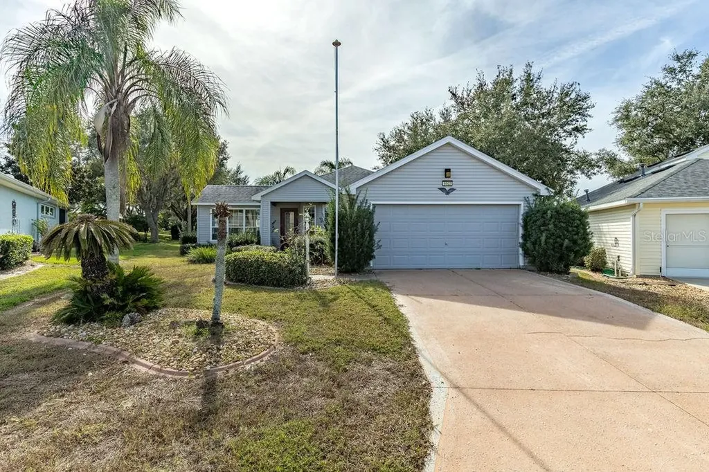 6002 Sailboat Avenue Tavares FL 32778