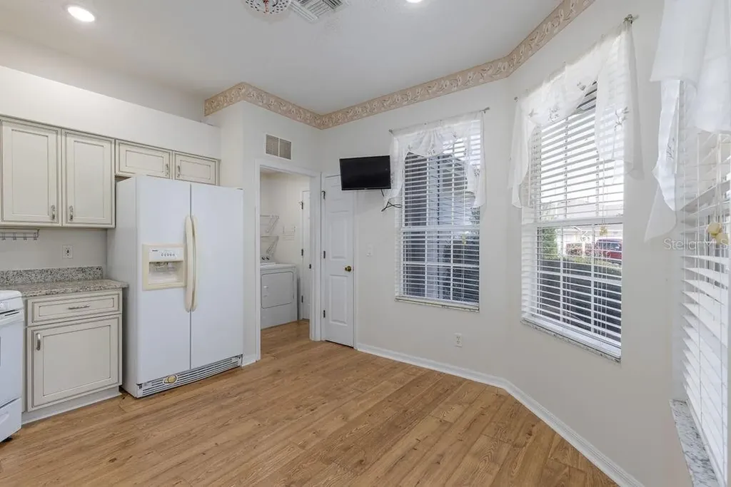 6002 Sailboat Avenue Tavares FL 32778