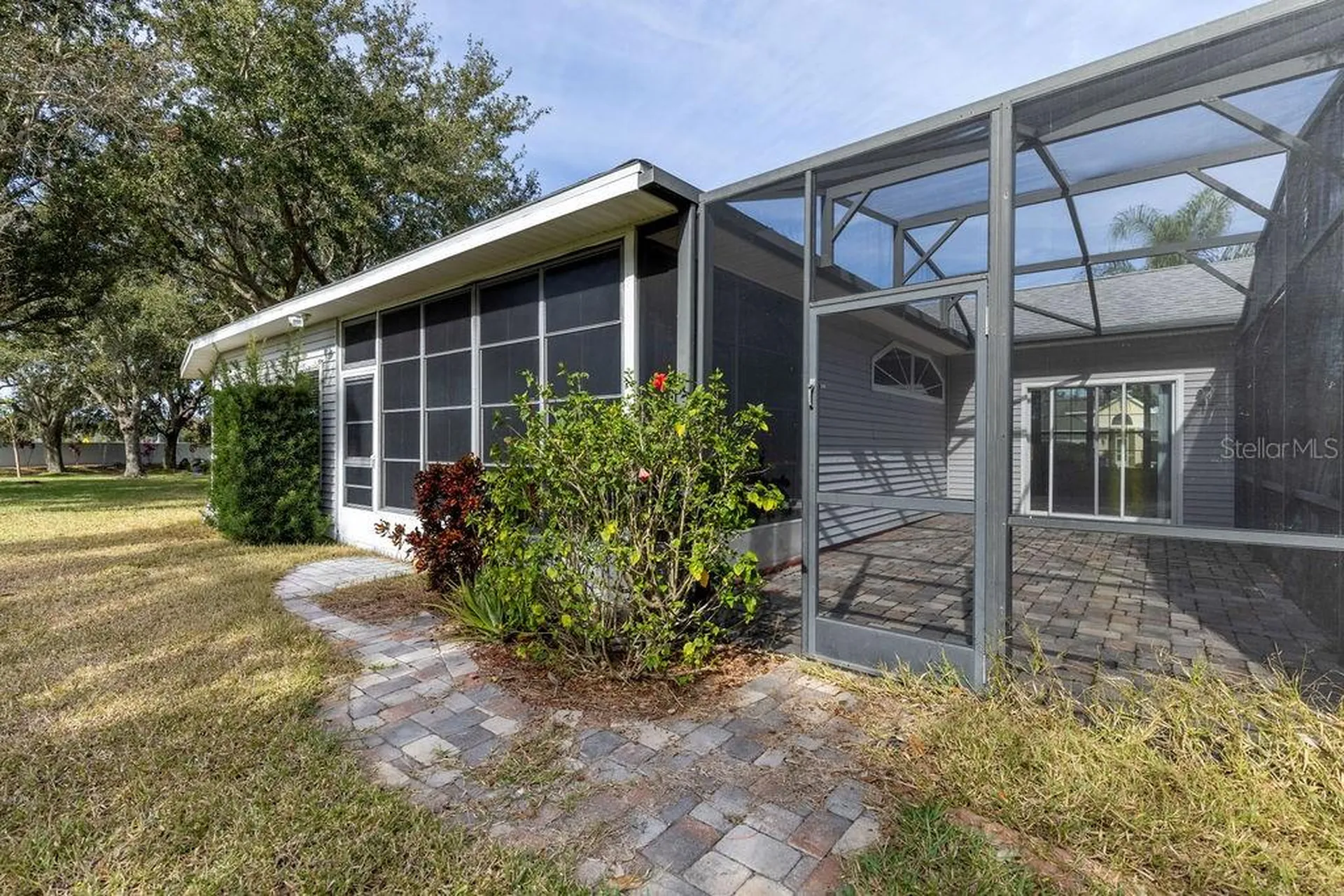 6002 Sailboat Avenue Tavares FL 32778