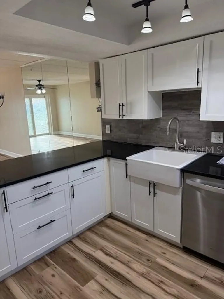 3823 N Oak Drive Tampa FL 33611