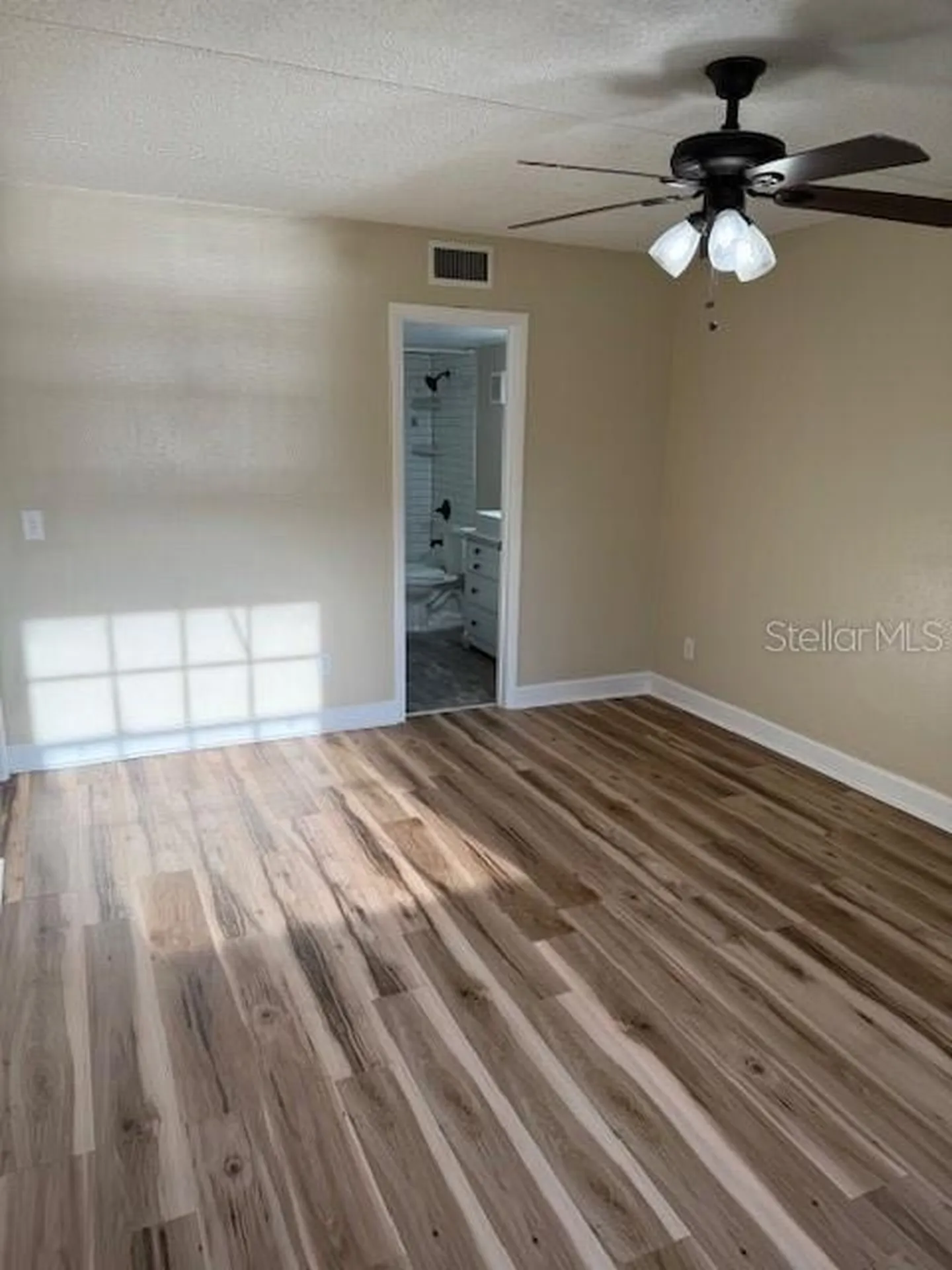 3823 N Oak Drive Tampa FL 33611