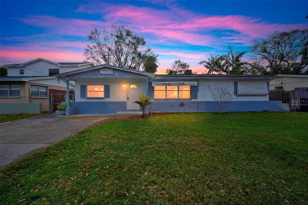 8421 47th Street N Pinellas Park FL 33781