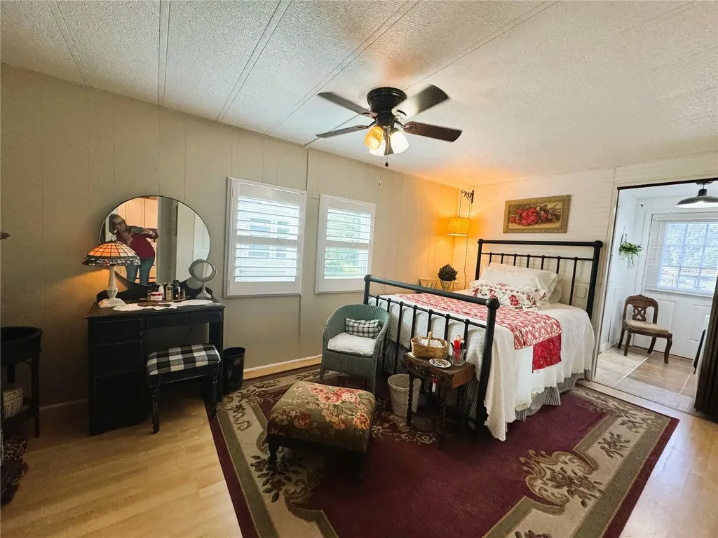 107 Royal Palm Drive Leesburg FL 34748