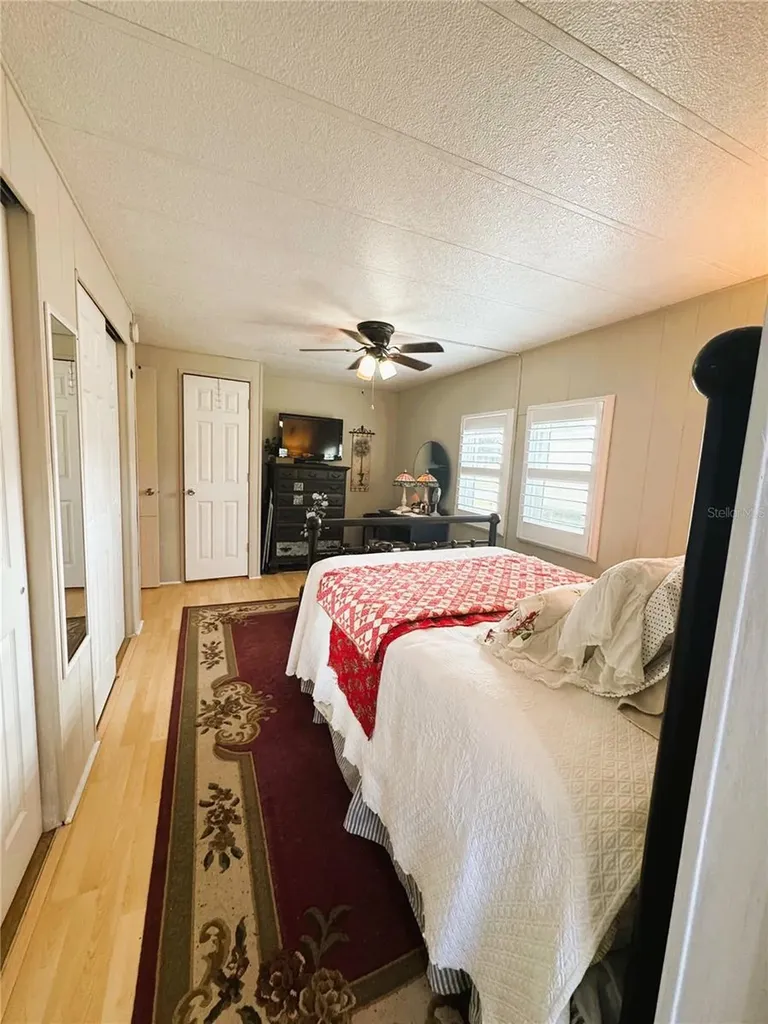 107 Royal Palm Drive Leesburg FL 34748