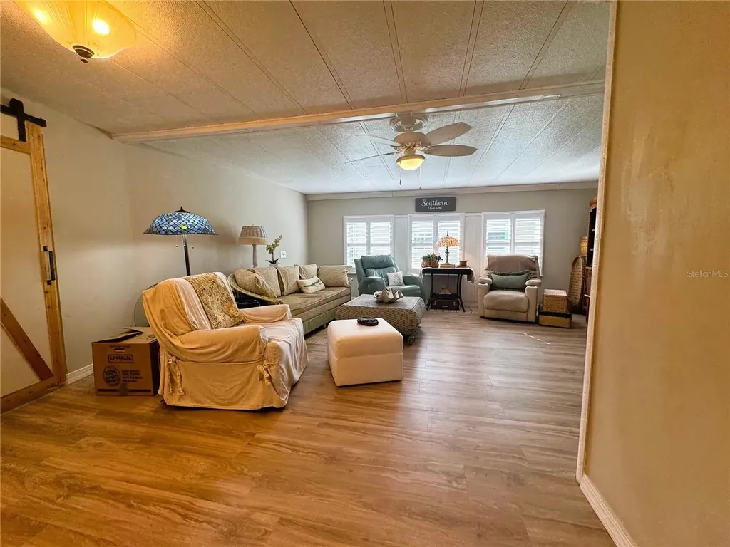 107 Royal Palm Drive Leesburg FL 34748
