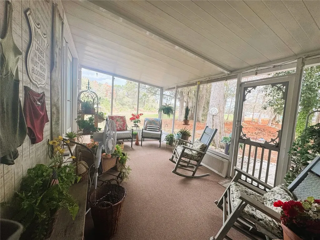 107 Royal Palm Drive Leesburg FL 34748