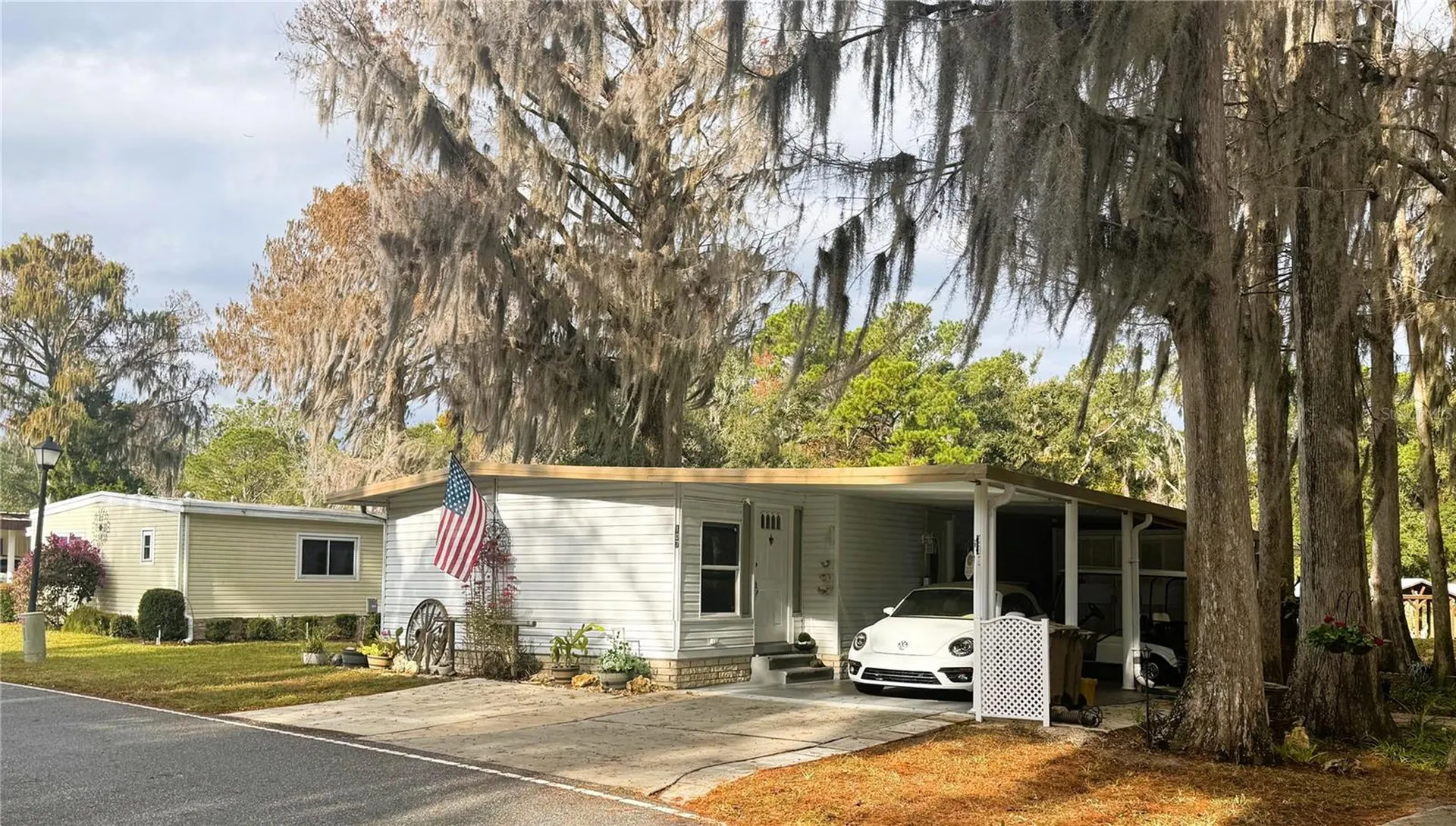 107 Royal Palm Drive Leesburg FL 34748