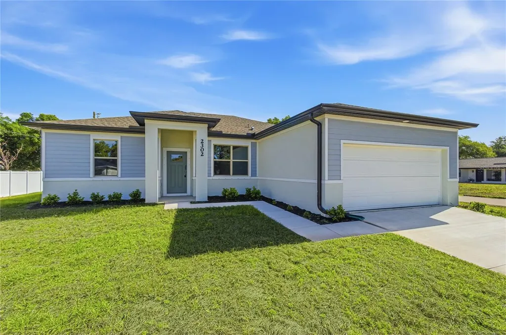 2302 N Mindlin Lane North Port FL 34286