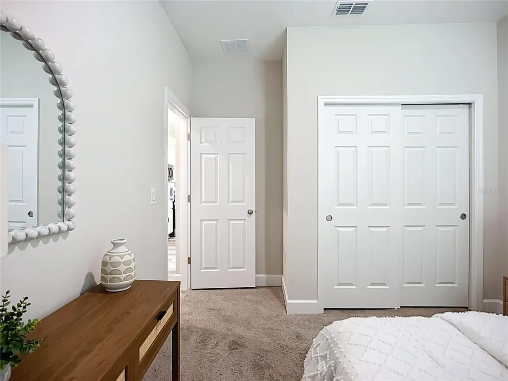2302 N Mindlin Lane North Port FL 34286