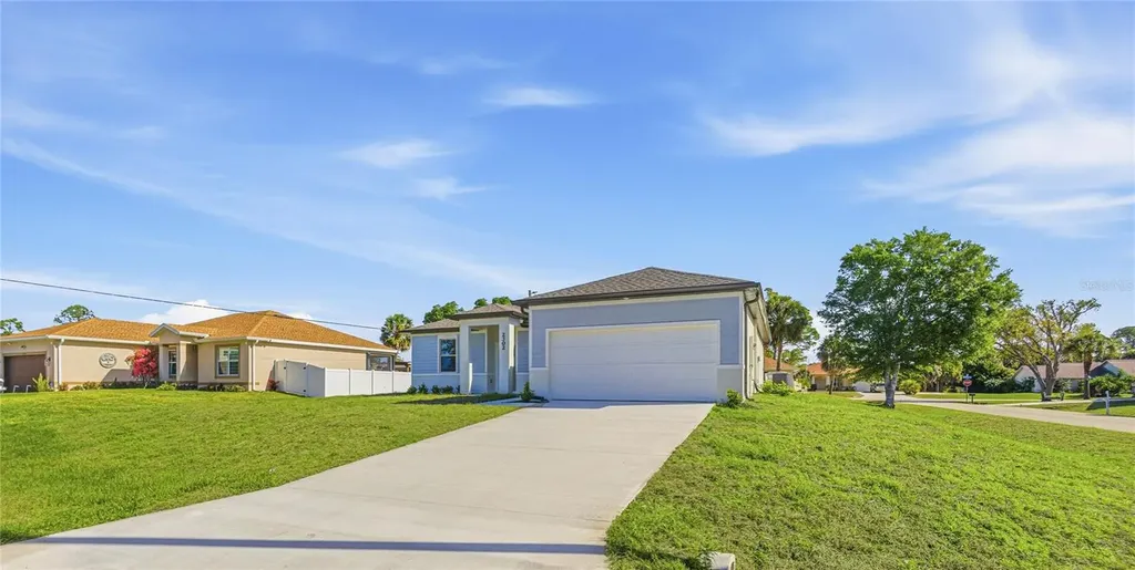 2302 N Mindlin Lane North Port FL 34286