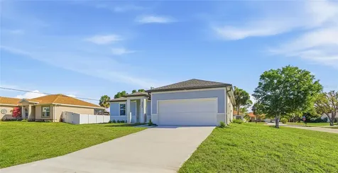 2302 N Mindlin Lane North Port FL 34286